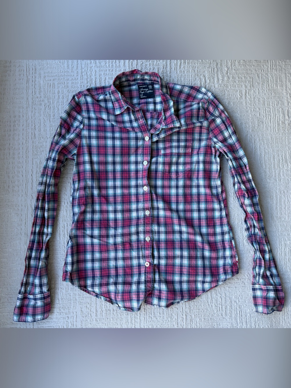American Eagle Outfitters Pink Blue White Plaid Button-Down Shirt